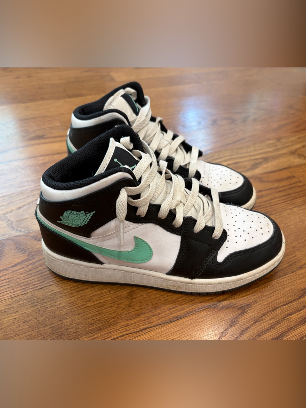 Nike Kids High-Top Sneakers in Black, White & Mint